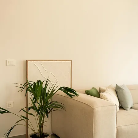 Lithéa, Stone * Nauplia